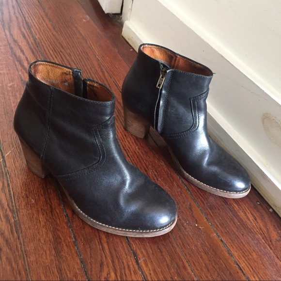 Madewell Italian leather black boots size 7.5