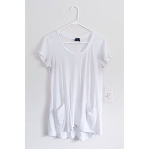 Anthropologie / Left of Center button back basic