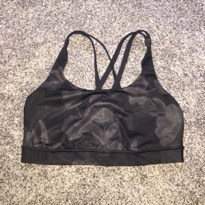 Lululemon sports bra