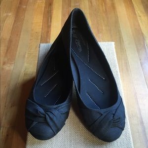Self Esteem Flats Shoes Size 9