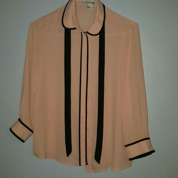 Pale pink button up