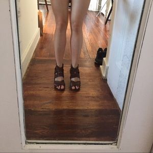 Dolce vita brown wedges in size 8