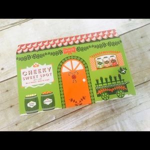 Benefit blush palette