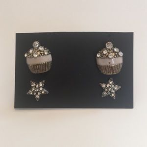 Earring set: cupcake and star earrings