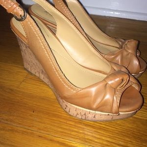 Brown knot top wedges