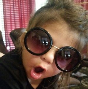 Meet your Posher, Audrey