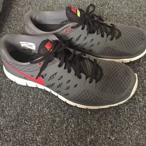 Men Nike Flex Run size 12