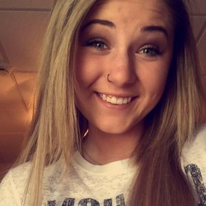 Meet your Posher, Dana