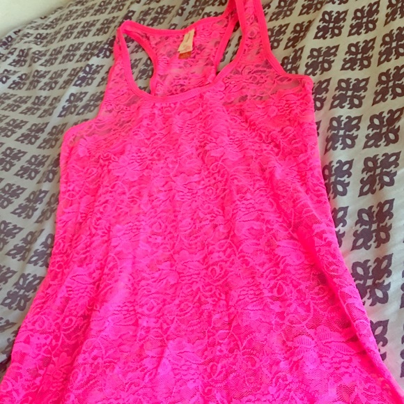 Hot pink lace top🎀💖