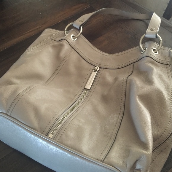 Michael Kors Shoulder Bag - Picture 3 of 4