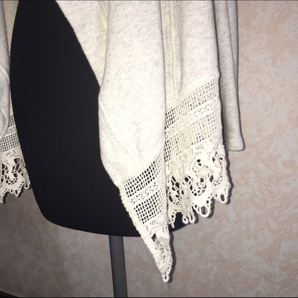 Cardigan - Picture 3 of 4