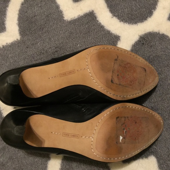 Vince Camuto black boots - Picture 3 of 3