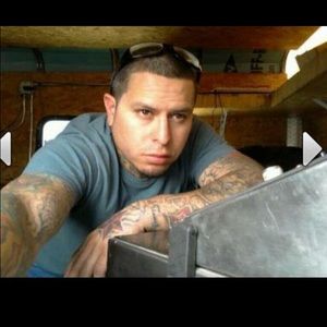 Meet your Posher, Adrian