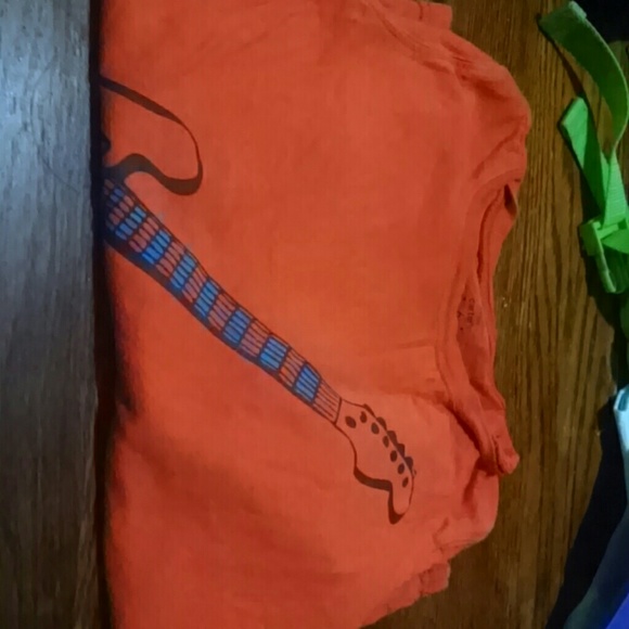 Boy's tee