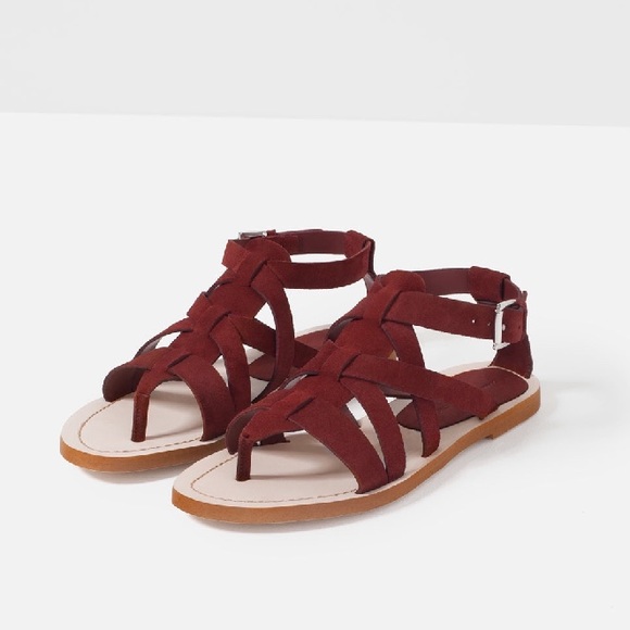 Zara Shoes - ZARA 100% LEATHER SANDALS