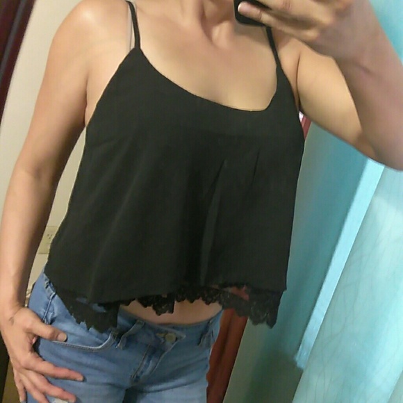 ⛔LAST L*Black Double Layer Lace Crop Top - Picture 2 of 4