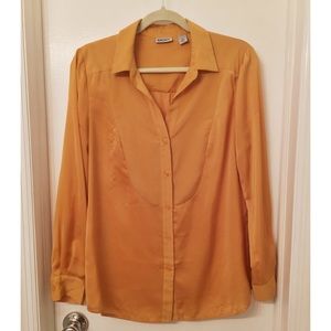 100% silk DKNY blouse - perfect for work😍