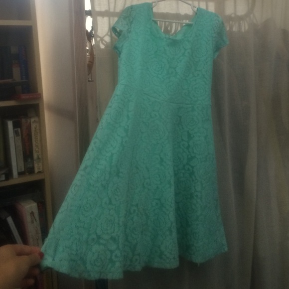 Xhilaration mint green lace dress