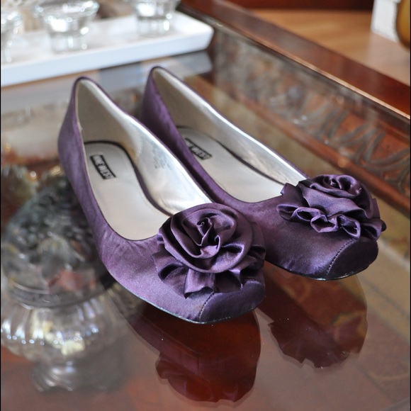 Nine West Satin Ballet Flats