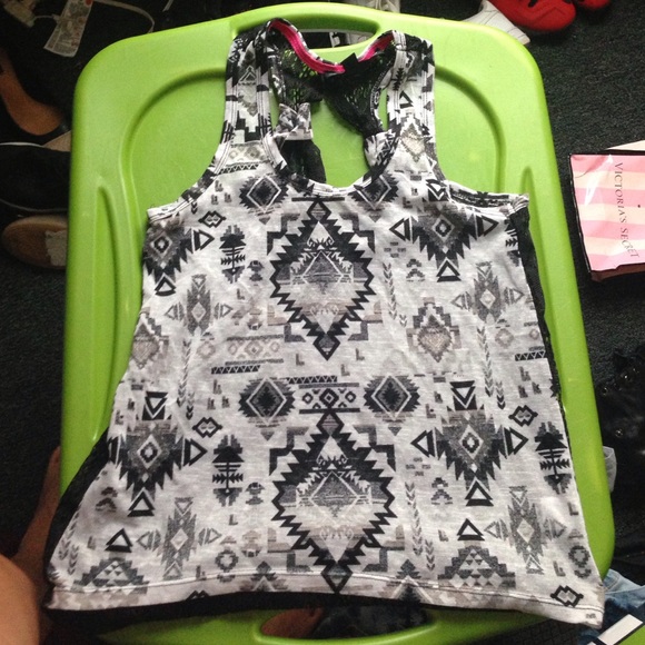 Tank top - Picture 1 of 2