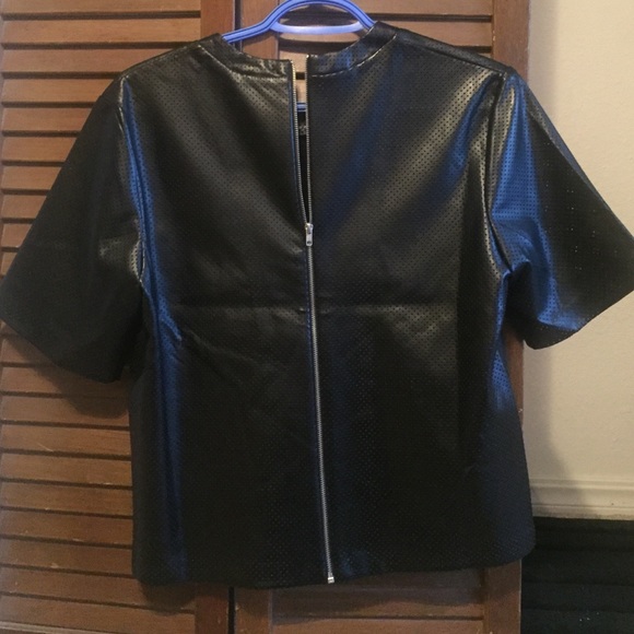 Faux leather perforated top-private archives - Picture 4 of 4