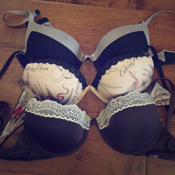 🚫SOLD🚫✨BUNDLE DEAL✨ Calvin Klein Push-Up Bras