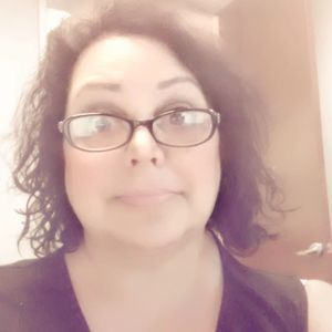 Meet your Posher, Pamela