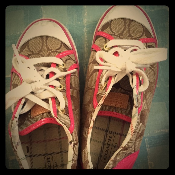 Cute pink and tan signature coach sneakers