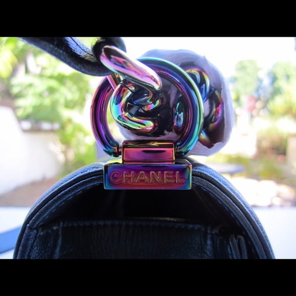 Chanel Iridescent Old Medium Boy Mermaid Bag - Picture 2 of 3