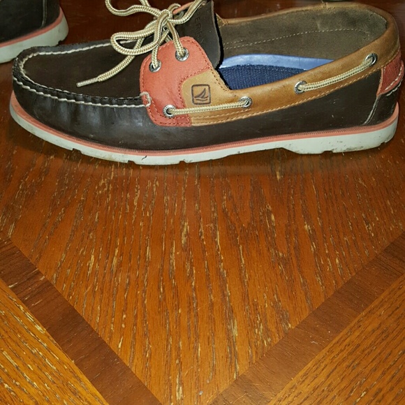 Sperry Top-Sider Size 11 -  Like New - Picture 2 of 2