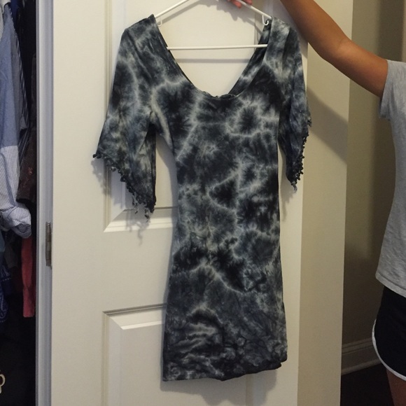 Billabong tie die dress