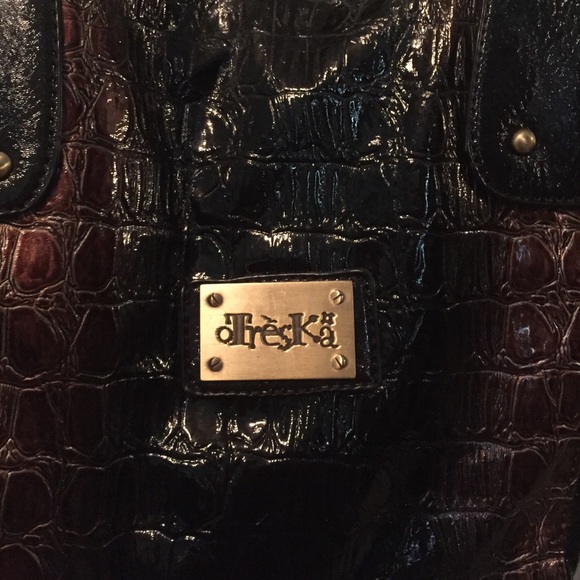 Brown, shiny snake skin purse - Picture 2 of 2