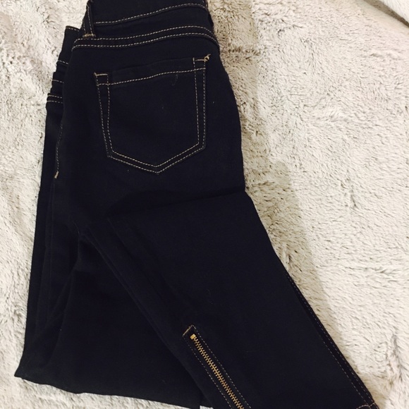 Skinny jeans