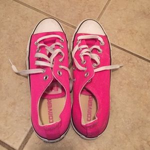 Hot pink converse low tops