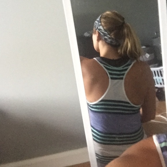 Striped tank top - Picture 4 of 4
