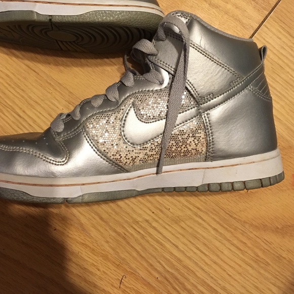 Sparkly Nike Shoes - Picture 4 of 4