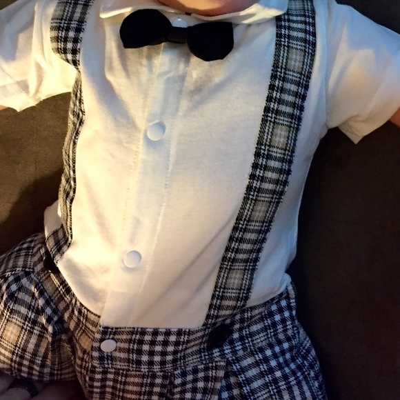 18 months suspender and bow tie short all