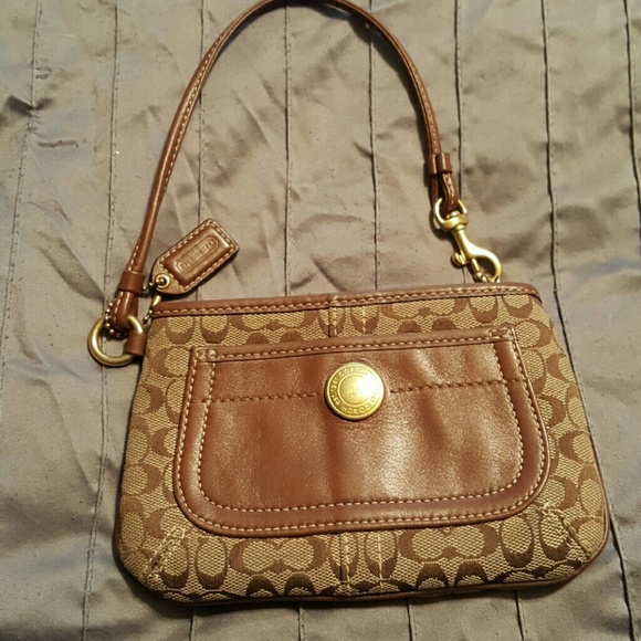 Small clutch