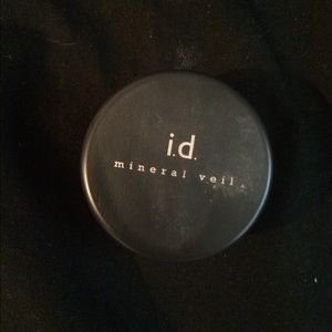 BareMinerals mineral veil