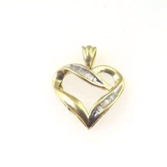 14k Yellow Gold Baguette Diamond Heart Pendant
