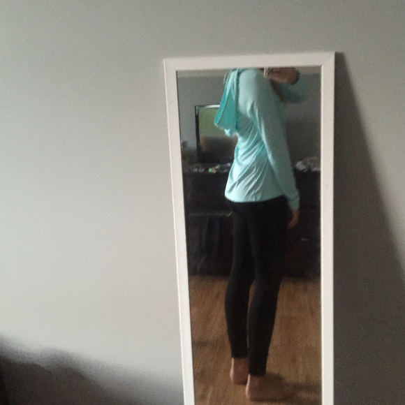 Light Blue Under Armour Long Sleeve With Hood - Picture 4 of 4