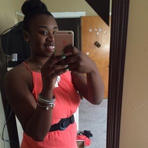 Meet your Posher, Ashlee