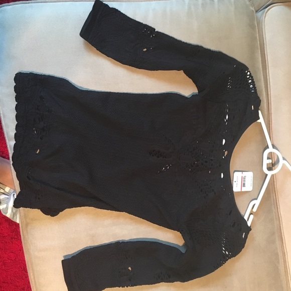 Free People Open Lace Three-Quarter Sleeved Top - Picture 1 of 2