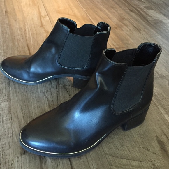 Same & Libby Chelsea Boot
