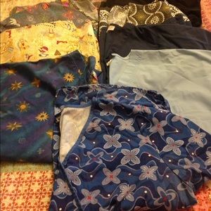 Xl scrub tops!