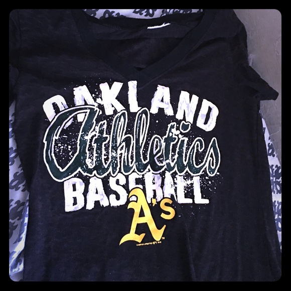 Oakland A's Baseball women's shirt ‼️🎀