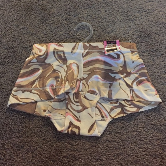 Boy short underwear