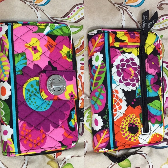Like new Vera Bradley wallet