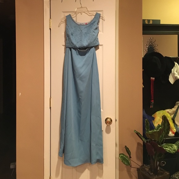 Full length 2 piece gown