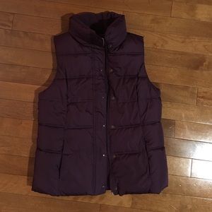 Gap barely worn purple vest XS